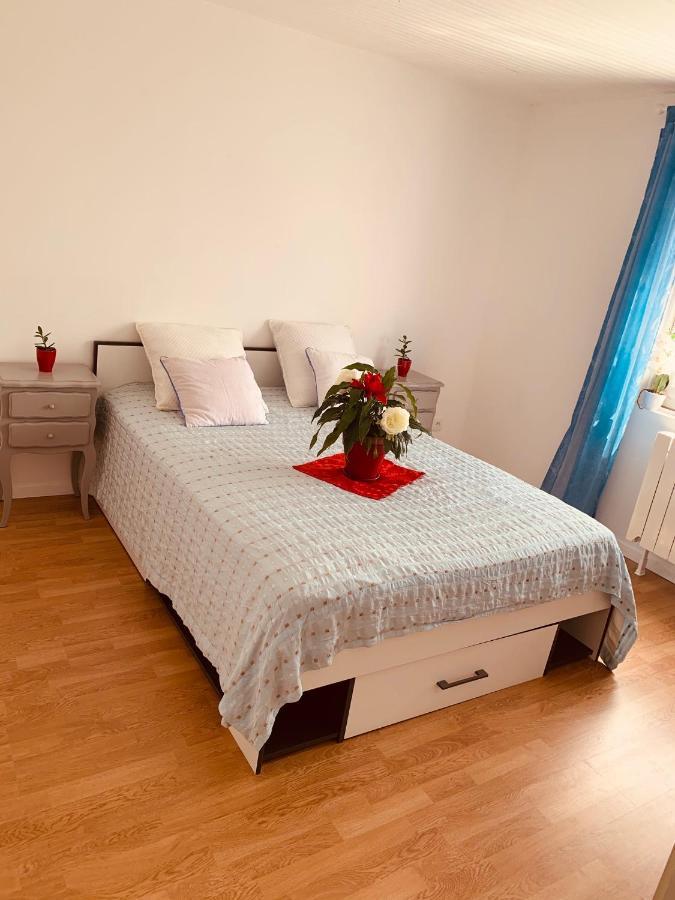Belle Maison Avec Jardin Rdc T3 De 70M2 Vacances Ou Cure Thermale Rochefort ภายนอก รูปภาพ