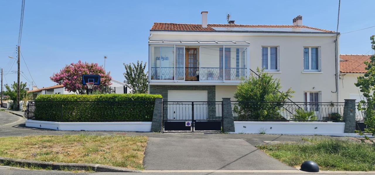 Belle Maison Avec Jardin Rdc T3 De 70M2 Vacances Ou Cure Thermale Rochefort ภายนอก รูปภาพ
